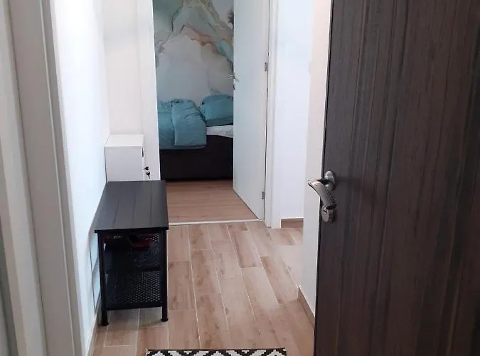 شقة Pogled Iznad Oblaka كوباونيك