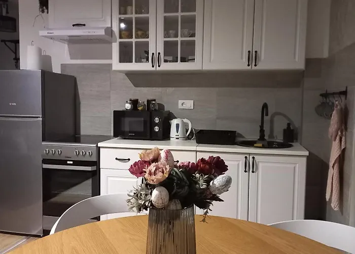 شقة Pogled Iznad Oblaka كوباونيك